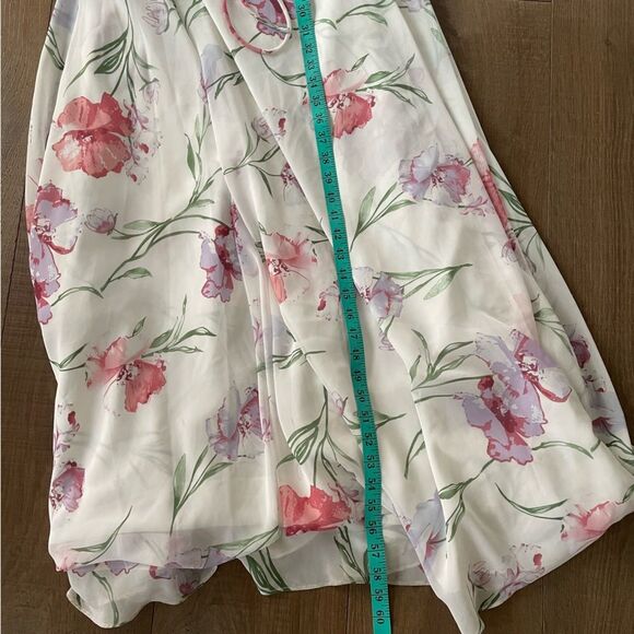 Lulu's Loving You White Floral Print Long Sleeve Wrap Maxi Women'sDress (SizeXS) - Picture 11 of 14